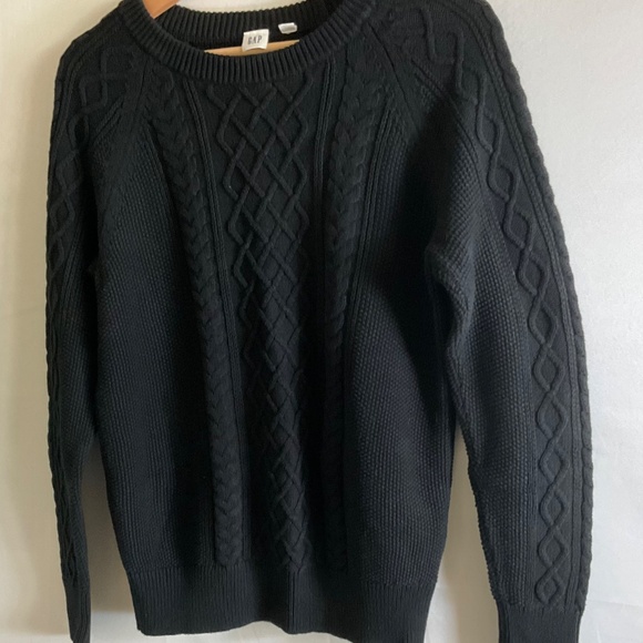 GAP WOMEN'S BLACK LONG SLEEVE SWEATER~SIZE MEDIUM! - Picture 2 of 7